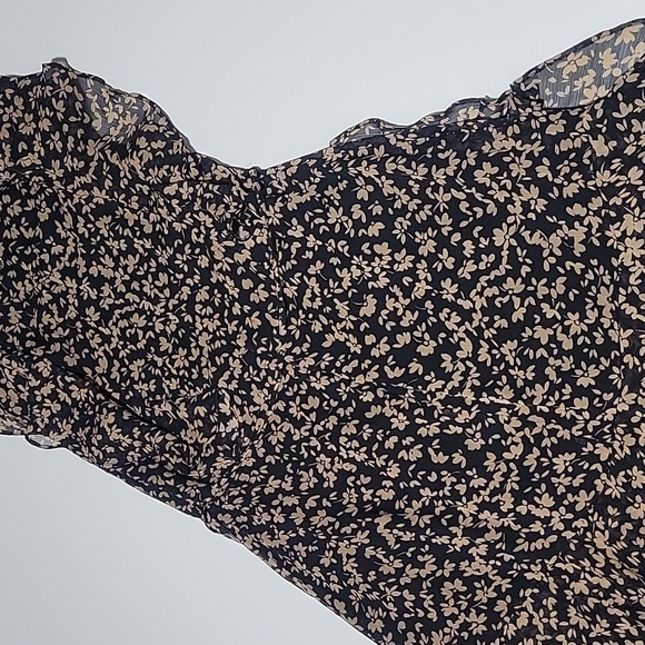 Tommy Hilfiger Black and Tan Romantin Whimsy Floral Chiffon Ruffle Dress - Picture 9 of 11